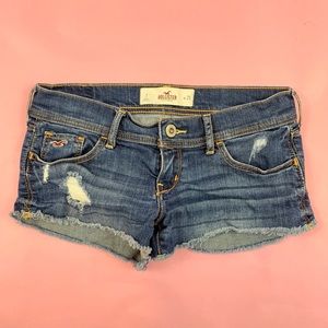 🤩Hollister Distressed Jean Shorts